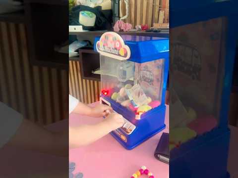 COMPRAMOS una MÁQUINA DE PELUCHES 😱