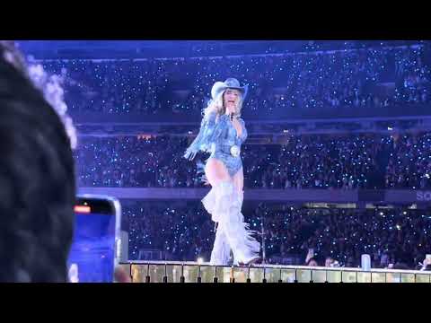 Beyoncé - II Hands II Heaven - Chicago Night 2 Cowboy Carter Tour (No copyright