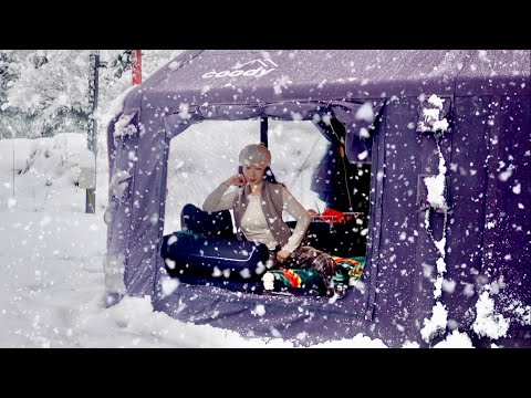 ❄️하얀 세상 속 블랙 텐트, 아늑한 설중 캠핑 | 에어텐트 | 닭고기솥밥 | 캠핑 브이로그 ASMR