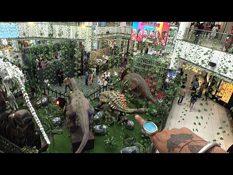 Mall me dinosaur 🦕 ￼@rudhra_rahul_puri_ji_