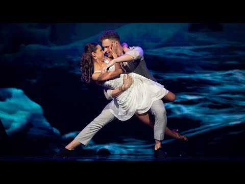 Celine Dion - My Heart Will Go On (Dance Cover) Ustin & Ieva | Live at BURBULAS