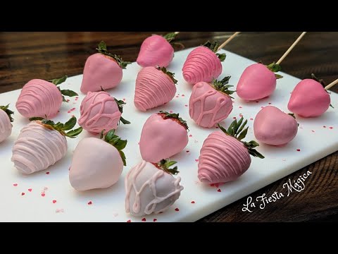 COMO HACER FRESAS CUBIERTAS DE CHOCOLATE DE COLORES (ROSA).  Técnica fácil 🍓🍫