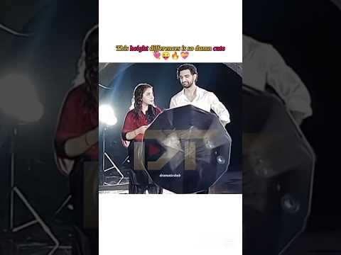 This height difference is so damn cute 🤍❤️🔥||#meemsemohabbat #ahadrazamir #dananeermubeen