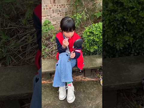 মিনা লিপিস্টিক দিচ্ছে😱#shorts #trending