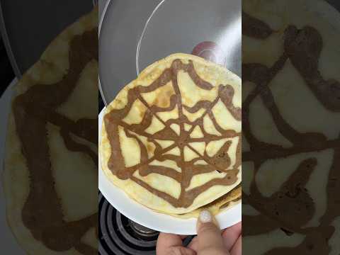 Halloween breakfast <strong>that</strong> <strong>kids</strong> will actually love 🕷️🥞 #momhack #halloweenfood #kidsfood #halloween