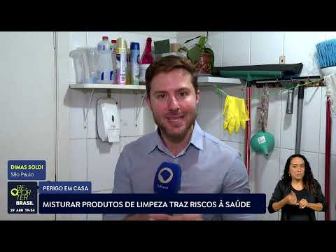 Misturar produtos de limpeza traz riscos à saúde