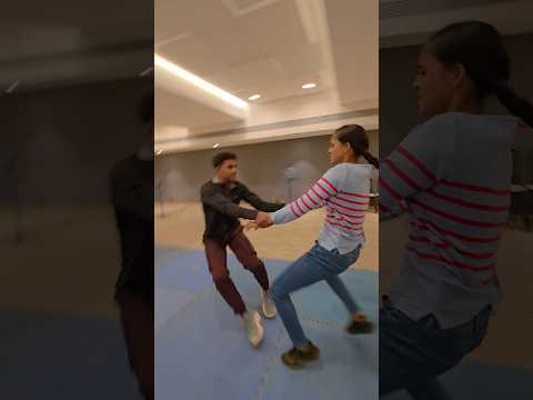 HAND GRAB #selfdefense V-KARATE #vkarate #yashrajfilms #trend #shorts #viral #india #martialarts