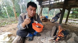 Makan Selapas Tanam Lada Hijau Di Kebun //Cuaca Tidak Menentu tapi bagus dan Subur untuk Tanaman