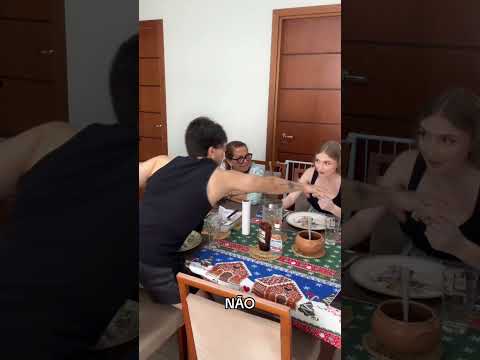PROIBI MINHA NAMORADA DE COMER PRA VER A REAÇÃO DO MEU PAI!! 😱 // #shorts