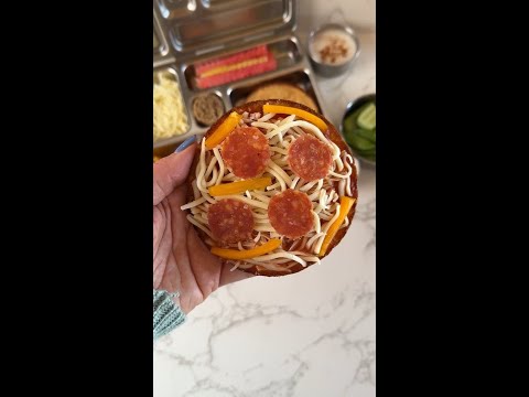 "Build Your Own Mini Pizza" lunchbox
