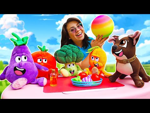 Chocolate busca verduras de juguete escondidas. ¿Hacemos una ensalada?
