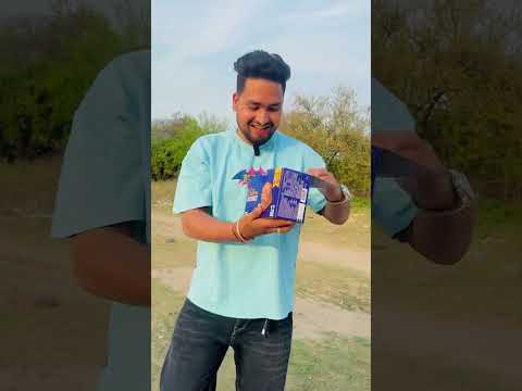 छोटा बच्चा मुझे बेवकूफ बनाकर मेरा पतंग लूटने वाला था🥹🪁#kite #kiteflying #patang #patangbazi