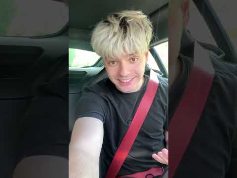 И кому писать ?😱 Лайк-Егорик, подписка Влад А4