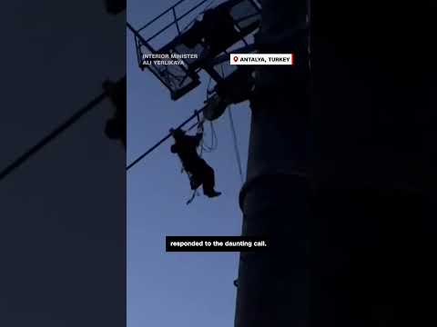 Daunting cable car rescue mission in Turkey
