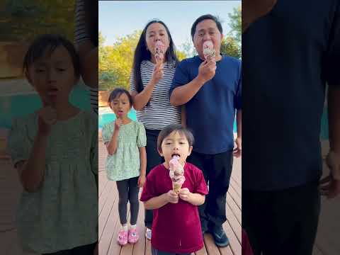 Sister gives up ice cream for brother 👶🏻❤️👧🏻✅🍦