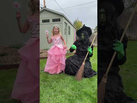 Wicked lip sync skills: mid. Wizard reveal: iconic.