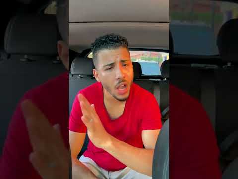لما صحبك يتقمص عشان مركبش قدام