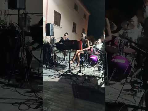 Musica live a Cirella diamante E-motion acoustic live band RCvideo comunicazione Spettacolo