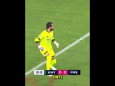 O Goleiro fez isso com 20 SEGUNDOS de jogo!