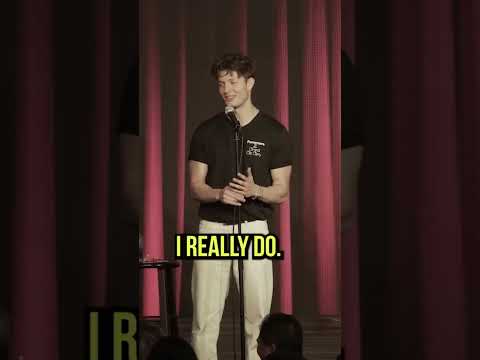 Matt Rife crowd work roasting a heckler...  #comedy #mattrife #funny #viral