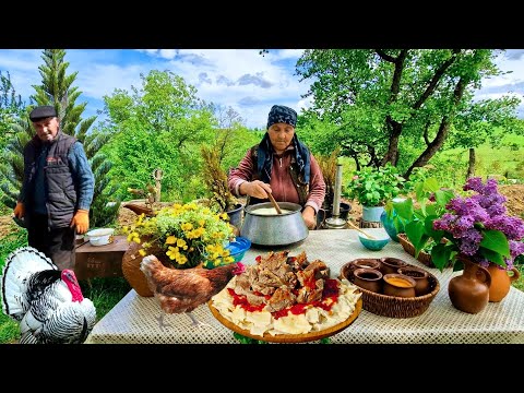 Жизнь в Горах. Бабушка Приготовила Хинкали с Курицей.