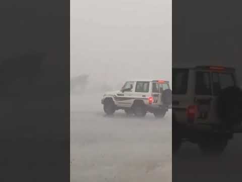 أمطار غزيرة وسيول على مكة المكرمة
