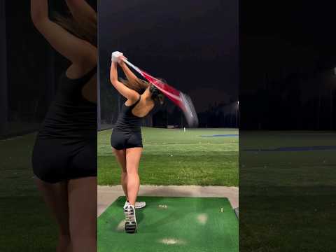 Kat Shee #golf #golfer #golfswing #shorts