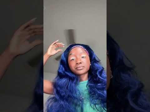 glue on the lace 💙@eullair hair dark blue bardi bair #fy #hairdyecolor #holdacurl #hairwigs #synthet