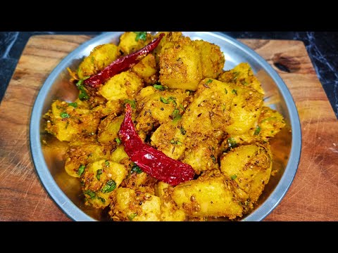 जब घर पे न हो कोई सब्ज़ी तब बनाये चटपटे आलू की ये बिलकुल नए रेसिपी - UniqueStyle Aloo ke Patatke