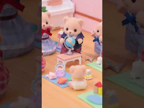 Biscuit Bear Family Introduction PV | Sylvanian Families