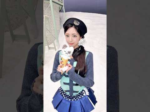🐰's Ice Cream OOTD with 🖤🥰🍬🦊 #ITZY #MIDZY#YUNA #유나 #YUNA_IceCream