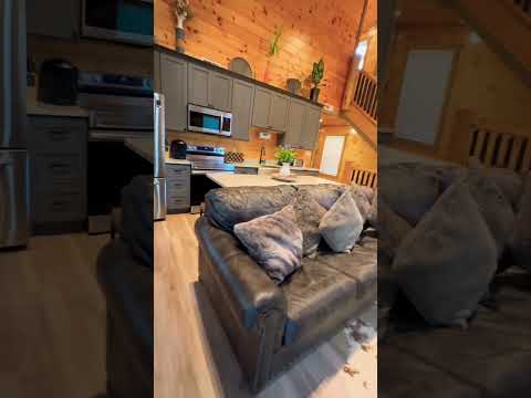 A Splash To Remember indoor pool rent at Patriot Getaways #smokymountains #pigeonforge  #gatlinburg