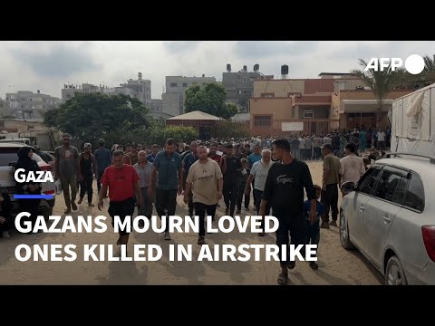 Gazans mourn loved ones after airstrike | AFP