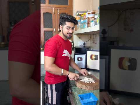 Pochhe ke upar se chala gaya.🤣 #cooking #food #recipe #foodie  #vlog #lifestyle #dailyvlog #shorts