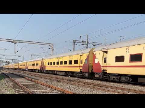 This Shouldn’t Happen! 110 kmph Train Overtakes 130 kmph Swaraj Express