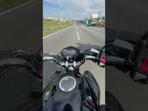 É ASSIM QUE PILOTA UMA MOTO #short