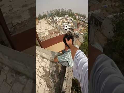 Itni uper se kese kud gaya bhai 🤯.    #parkour #xrun #trending #shorts #viralvideo