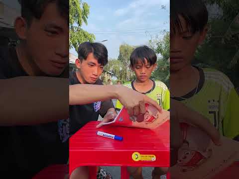 Em Trai Cải Tay Đôi Với Anh Trái Dưa Hấu Màu Gì#shorts