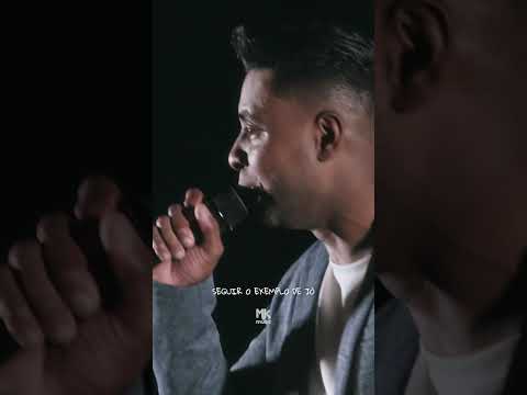 Adore, não murmure! Assista 