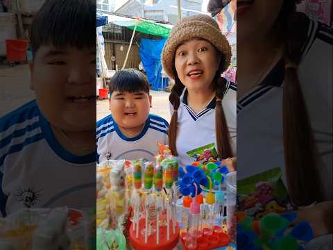 Tạp hóa cô 2 điệu (Cách giữ tiền lì xì)| Hiếu Kute
