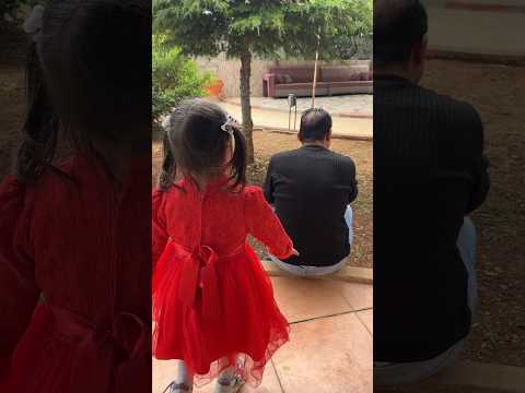 بابا عافني بل شارع  لوحدي وراح وانا خايفه كتير:😭