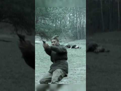 Муха и красноармеец спасают девушку от немцев #shorts #вов #1942 #фильмы #сериал
