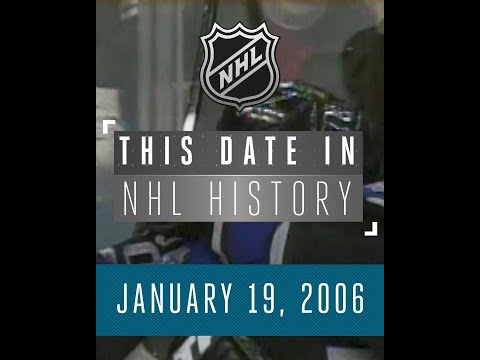 Robitaille passes Dionne | This Date in History #shorts