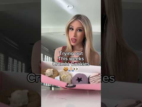 CRUMBL COOKIE Review By Lana Rae…🍪😋