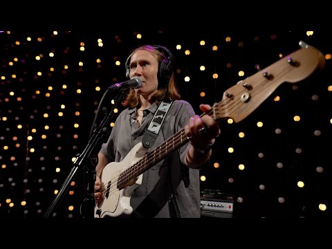 Quivers - Never Be Lonely (Live on KEXP)