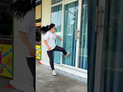 Ai là người báo nhất ? /ÚtKha_nè #shortvideo #funny #haihuoc