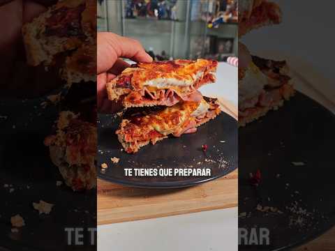 Prepara una PIZZA SANDWICH con pocos ingredientes