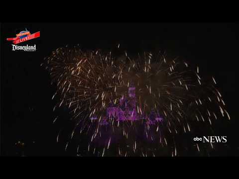 Disneylands 'Believe In Holiday Magic' fireworks show
