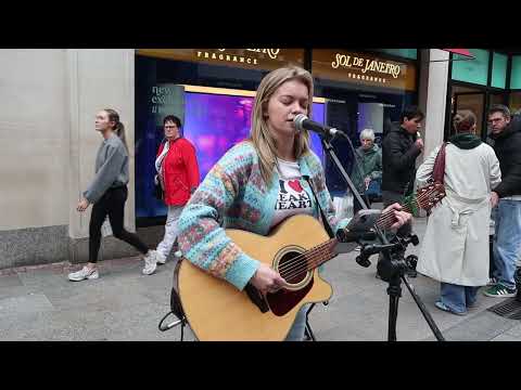 Zoe Clarke - This War (Live on Grafton St)