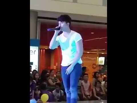 Myrus performs "Wala Man Sa'yo Ang Lahat" at SM MASINAG! Must watch!